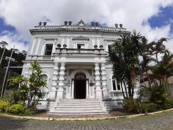 O Histórico Palacete do Barão das Duas Barras em Friburgo