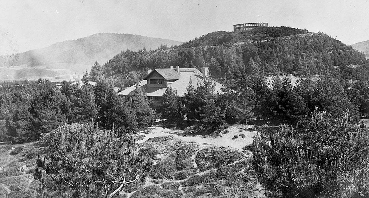 Sweeny observatory and Stow Lake boathouse