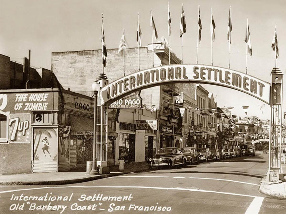 International Settlement arch in 1940s