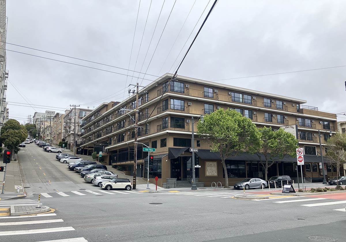 Hotel Da Vinci on Van Ness Avenue at Filbert Street