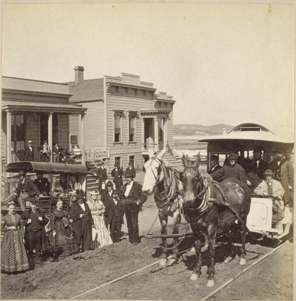 horse car and crowd on 3rd Street