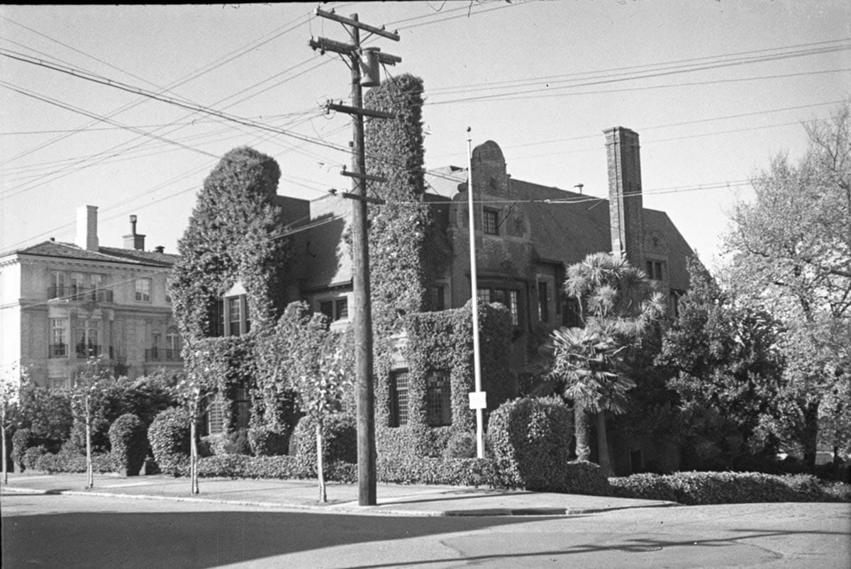 3700 Washington in 1937