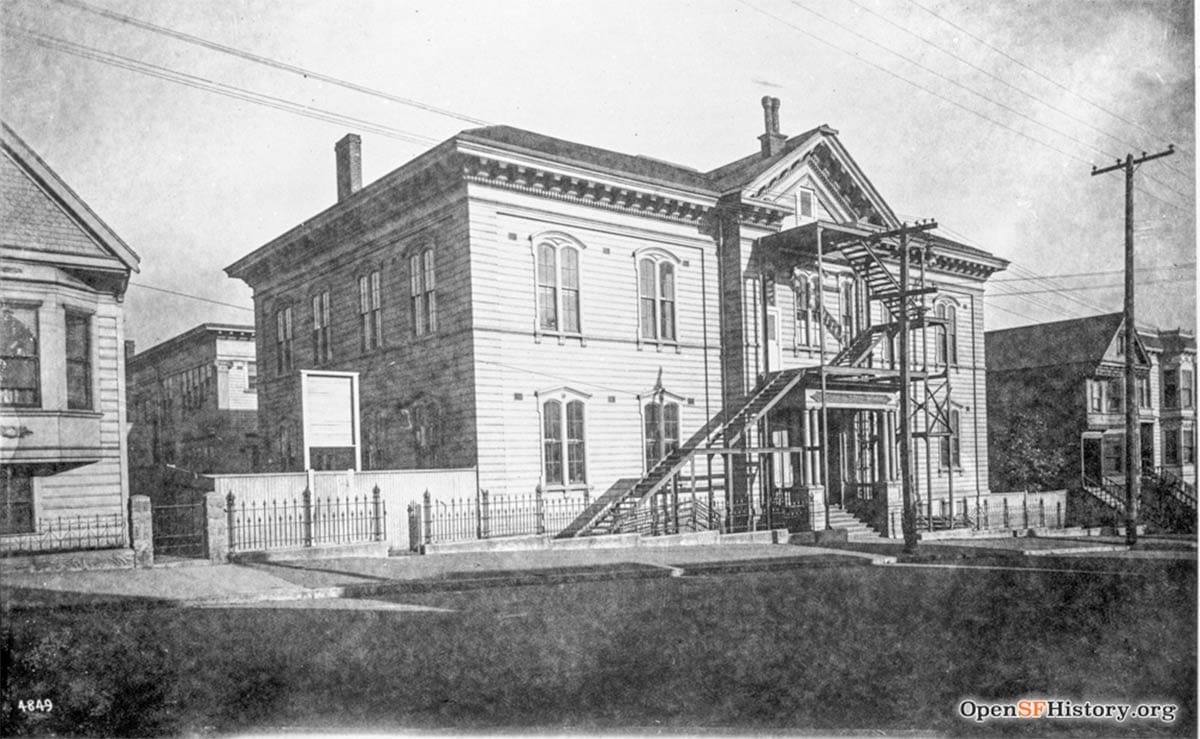 Irving M. Scott School in 1917