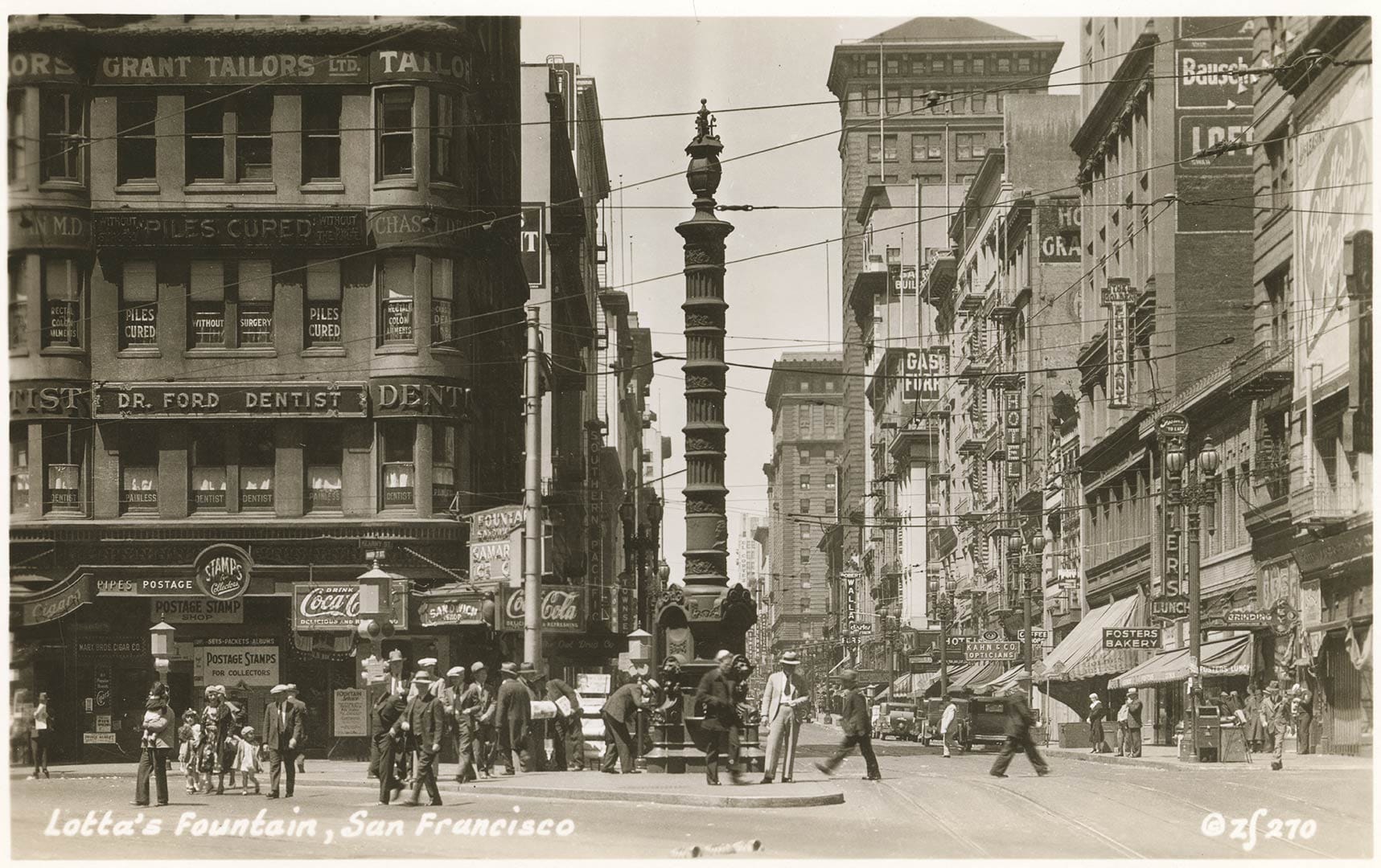 Lotta's Fountain in 1930s