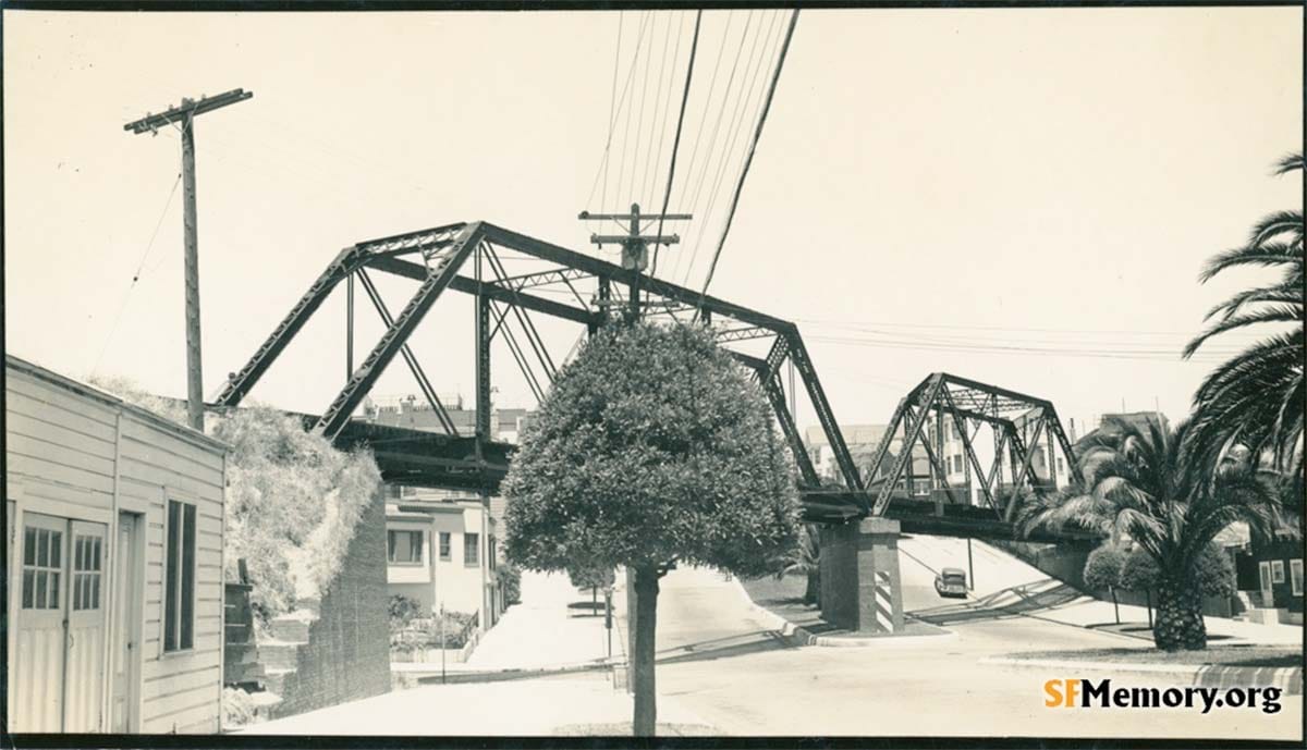 Dolores Street bridge