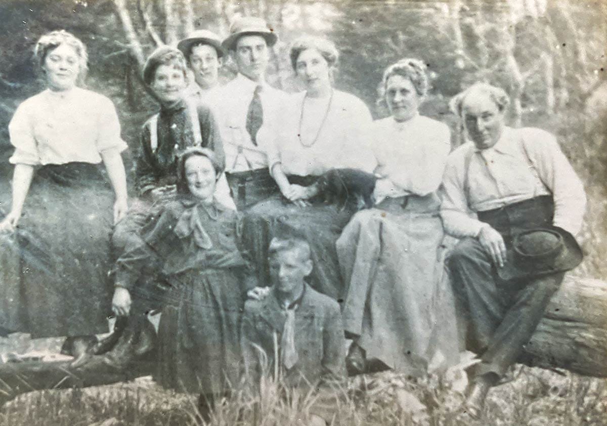 Nettie Meyers and the Neate family