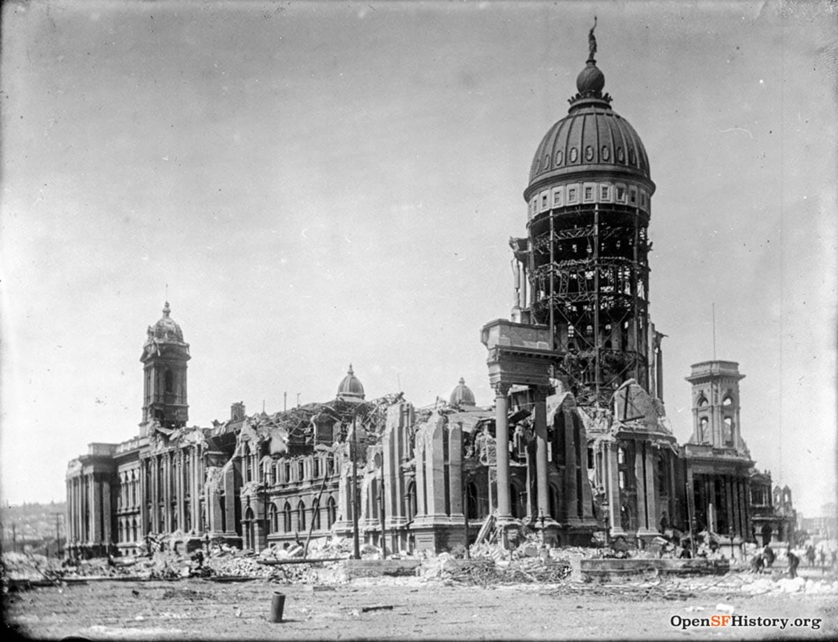 City Hall ruins after 1906 earthquake