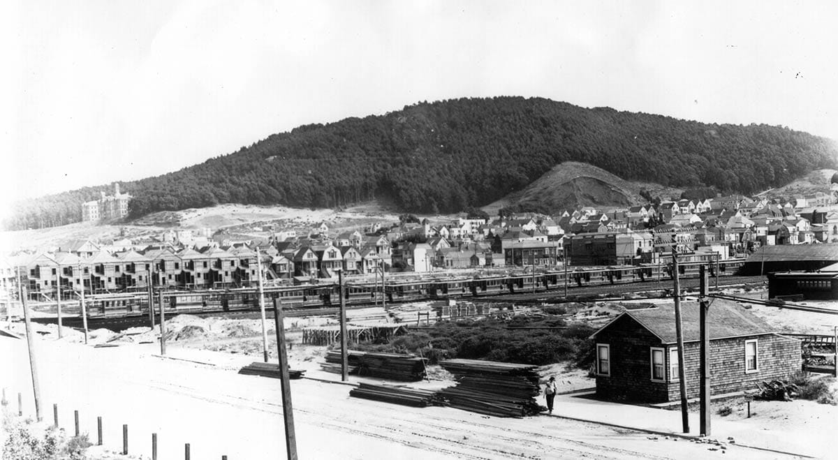 View to Mount Sutro in 1907