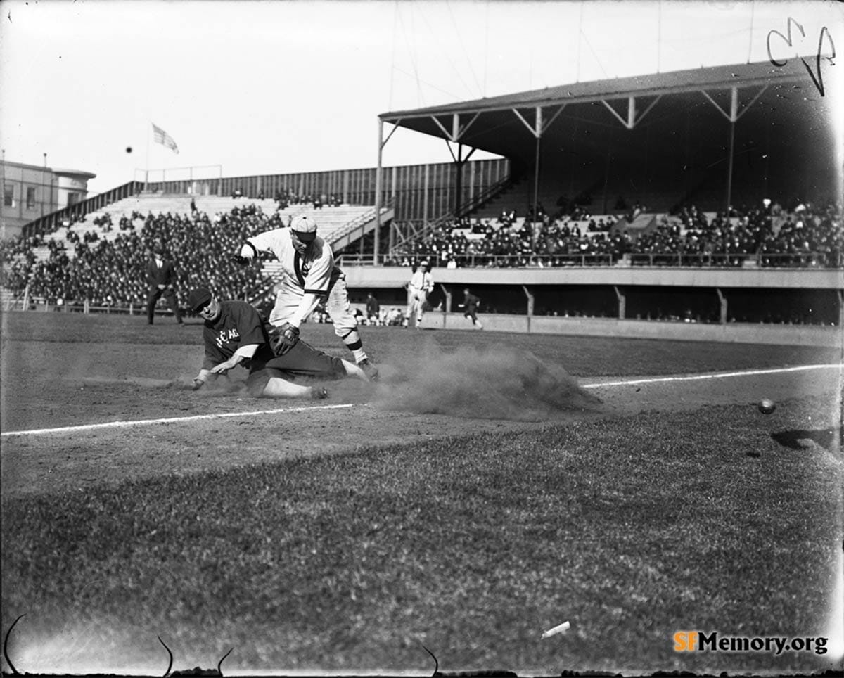 Baseball game in 1915
