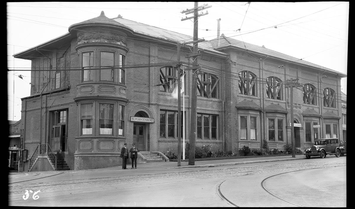Geneva Office Building in 1928