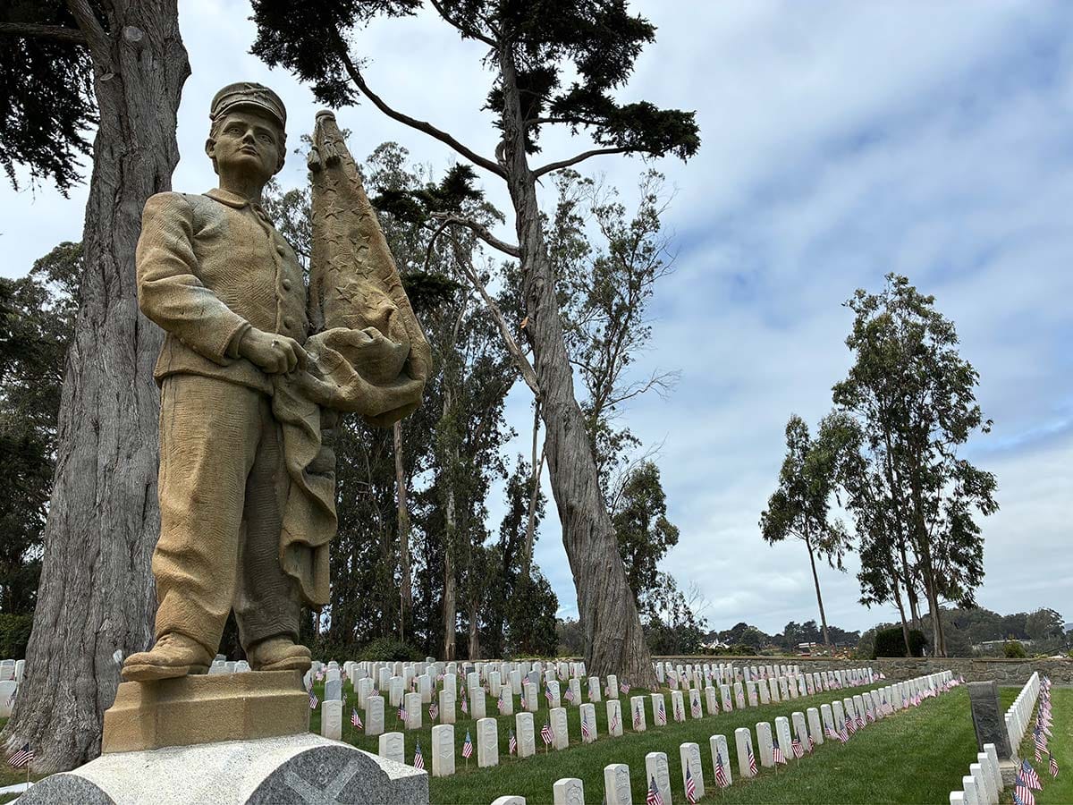 Monument for Thomas Thompson