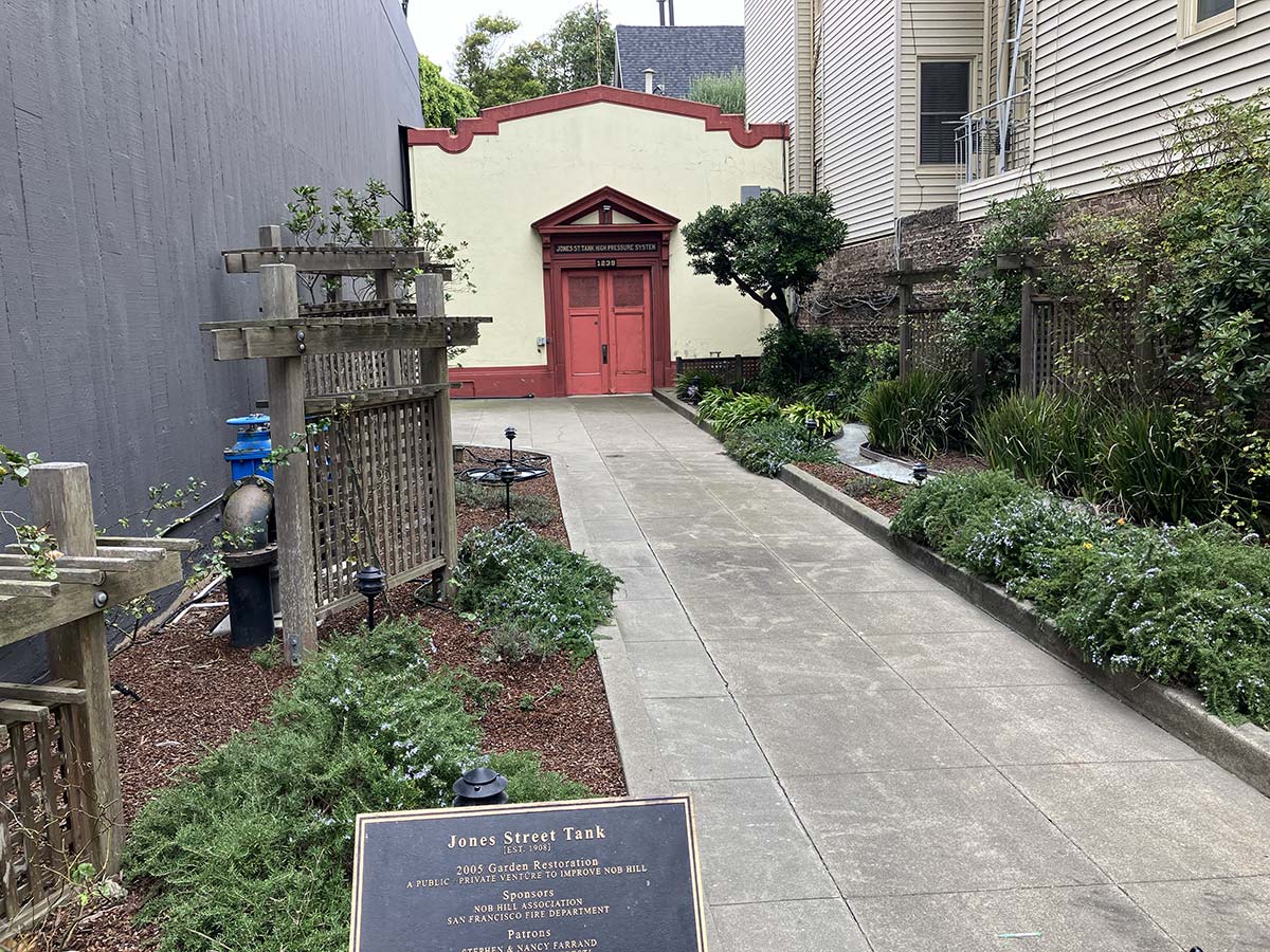 Jones Street Tank