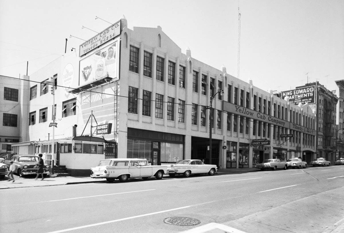 Donut Wagon beside Yellow Cab building in 1964.