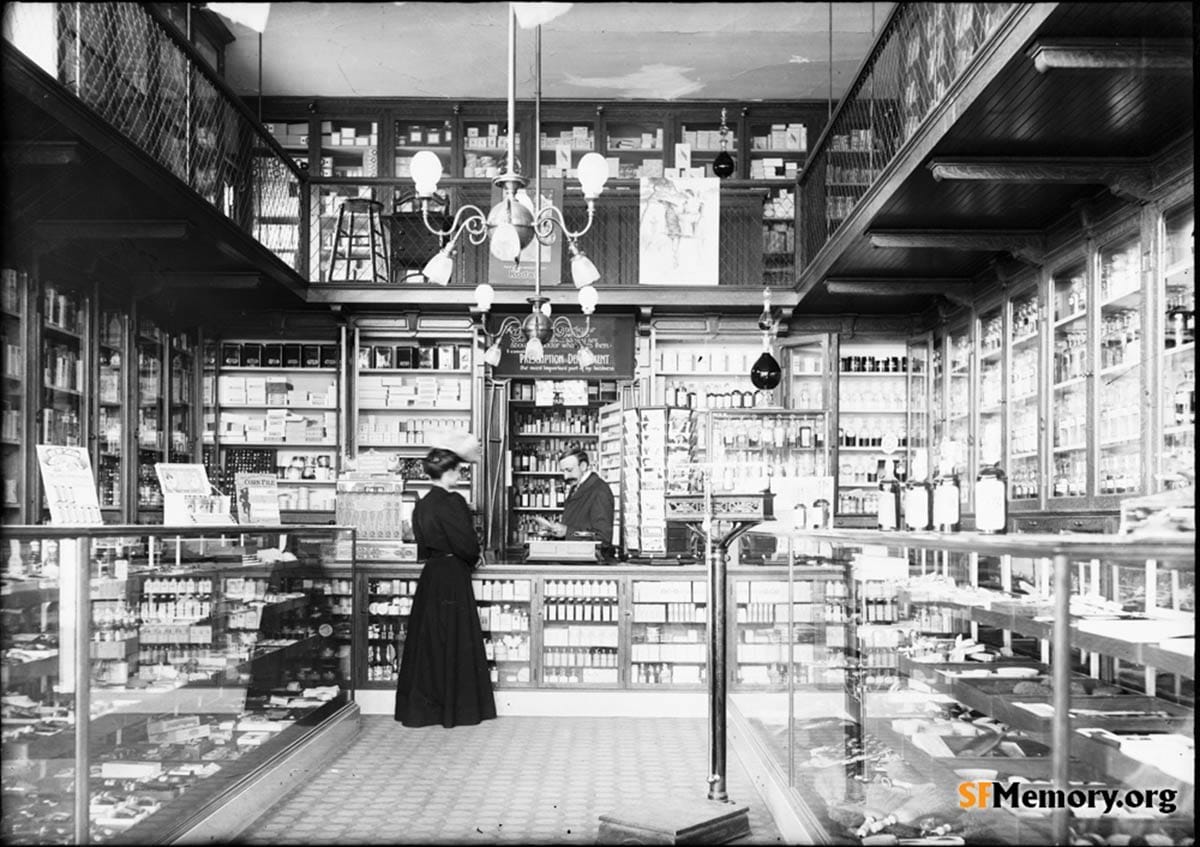 Wulzen pharmacy interior