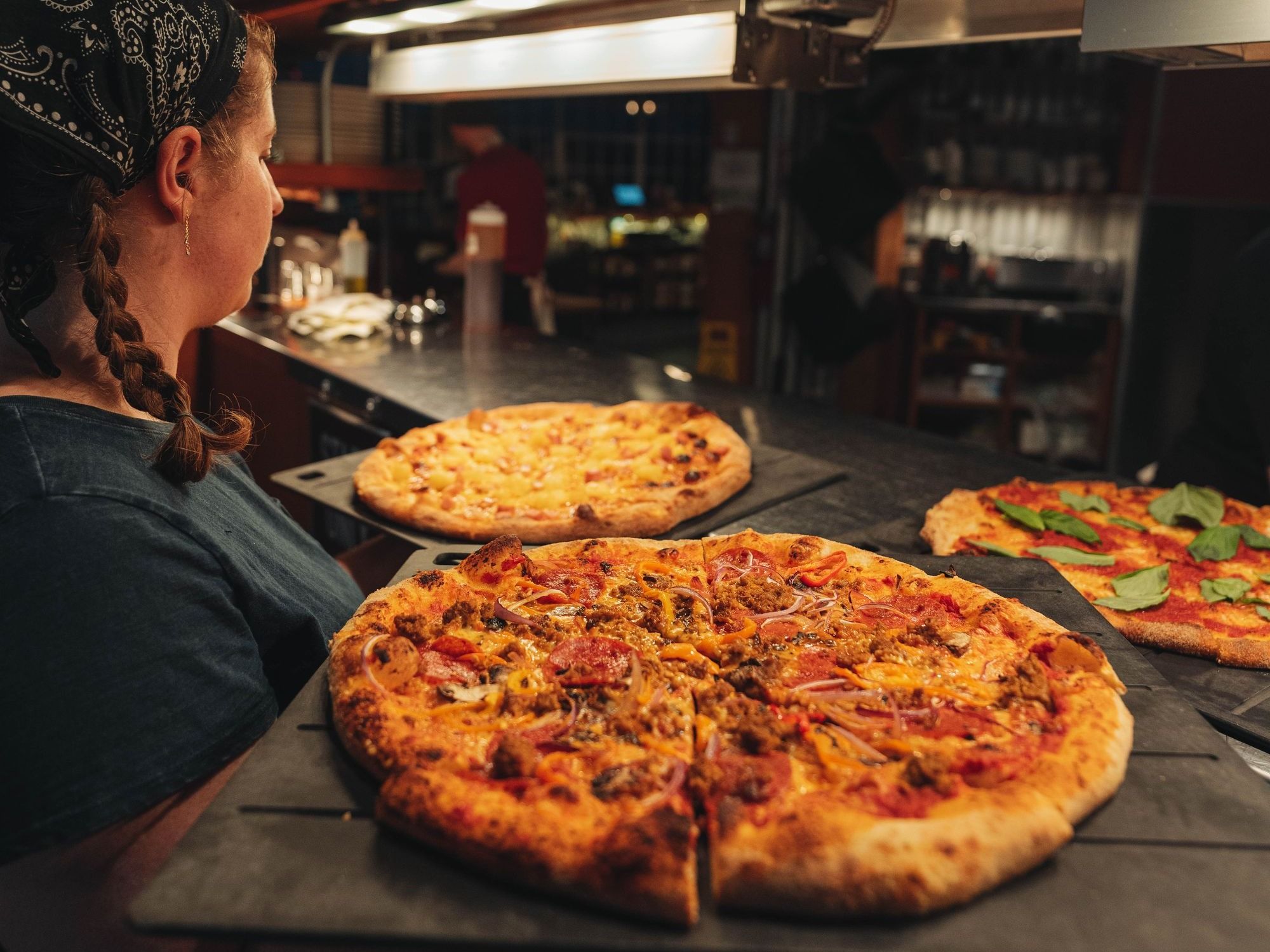 Fort George has a pizzeria upstairs to enjoy delicious pizza and beer. There are accessible ramps.