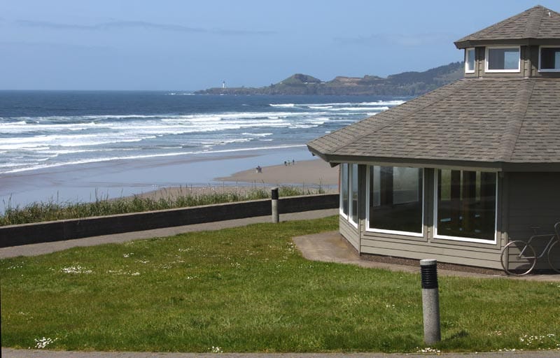 Overlooking the coast at Don & Ann Davis Park near Newport, Oregon.