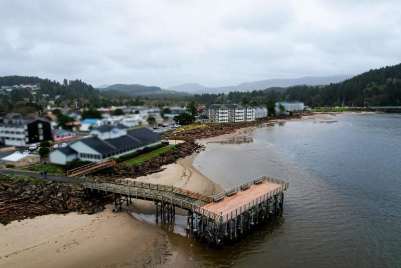 Siletz Bay Pier in Lincoln City, Oregon. An accessible site for wheelchair users