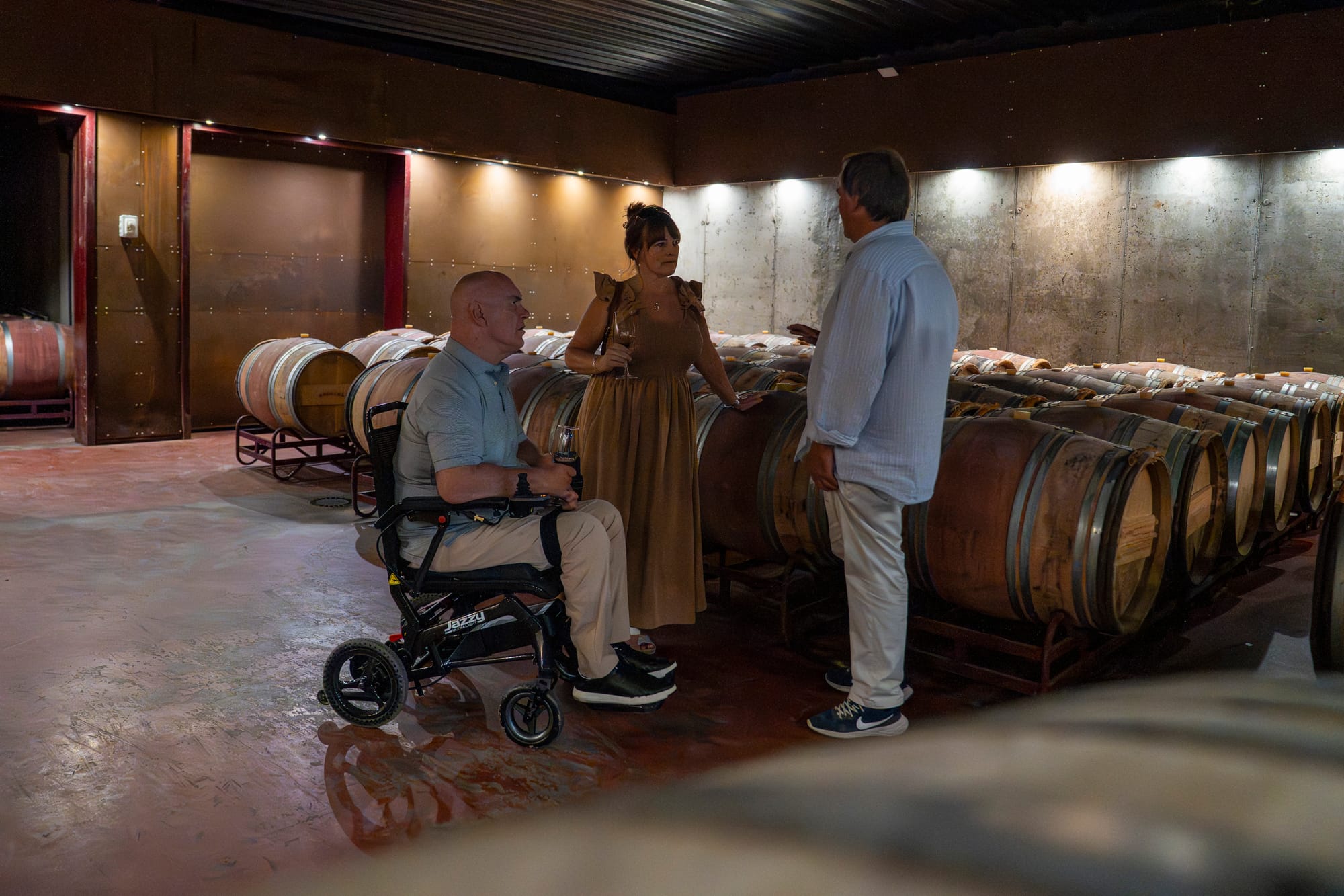 Wine tasting at a local winery in Aranjuez
