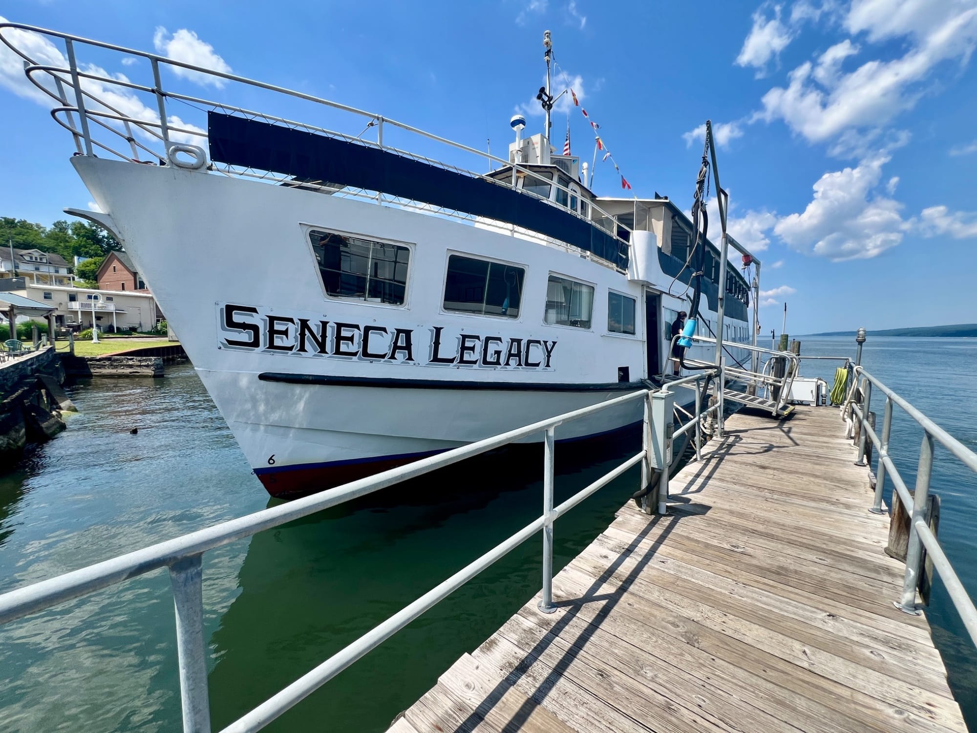 Seneca Legacy boat at Captain Bill's Cruises