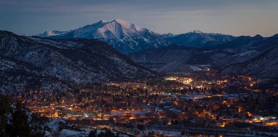 Scenic view of Glenwood Springs, CO during winter