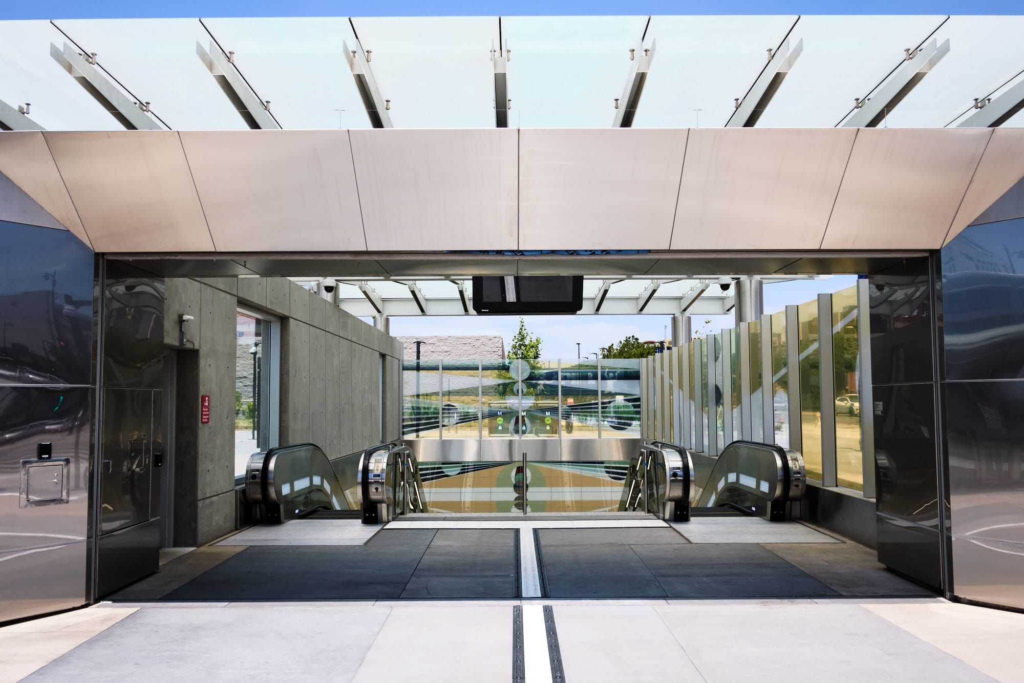 D-Line Stations & Expo Park Adjacent