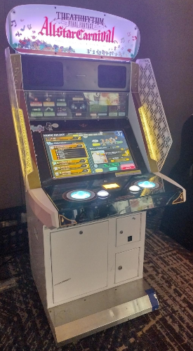 The arcade cabinet for Treatrhythm Final Fantasy.