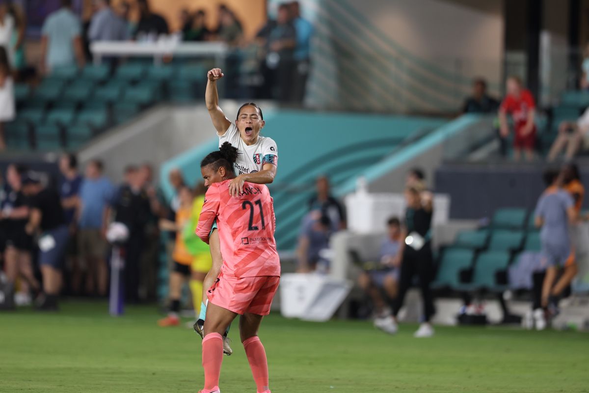 NWSLPA sign CBA through 2030, pushing the league into the player agency era.