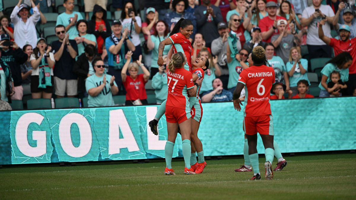 Current and Pride battle for the top, Taylor Flint's USWNT case, and Paige Nielsen's return to LA | 5 Big Things NWSL