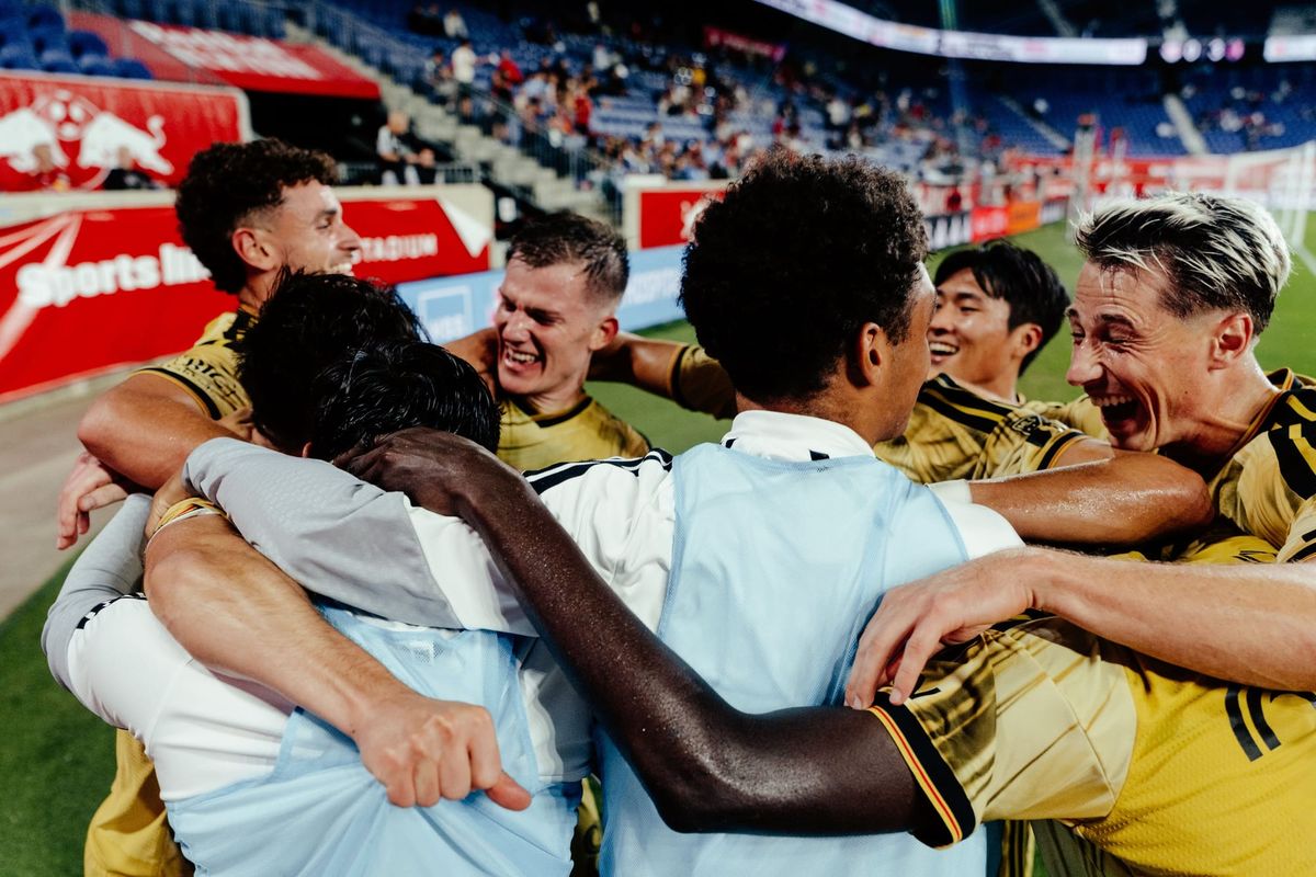 St. Louis CITY SC continue to score in 3-0 win over NYRB.