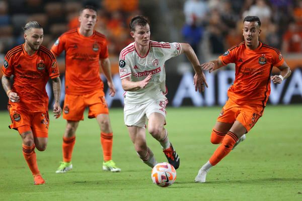 St. Louis CITY SC head to Houston in search of first road win.