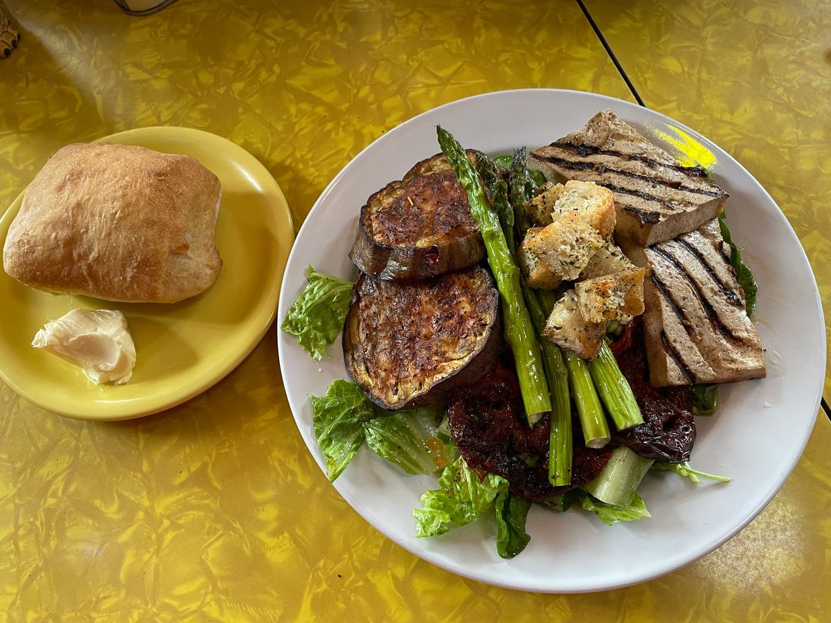 Chuck Eats KC - May / Early June Restaurant Openings and Closings