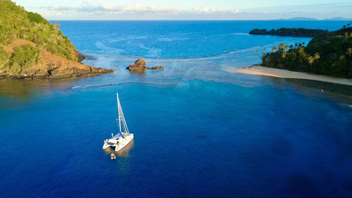 Naivinitei Anchorage, Yanuca Island