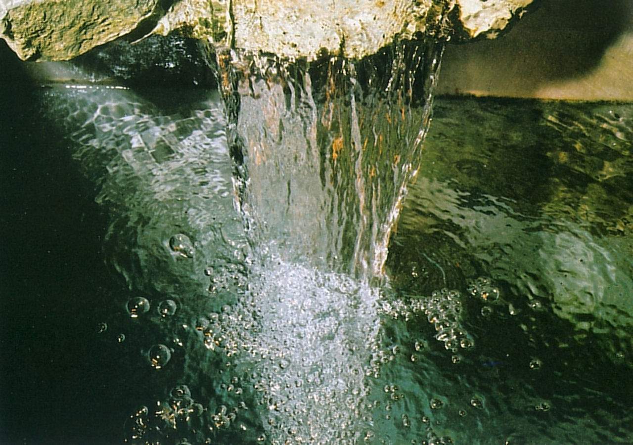 Lourdes, csoda, barlang, forrás, Szűzanya