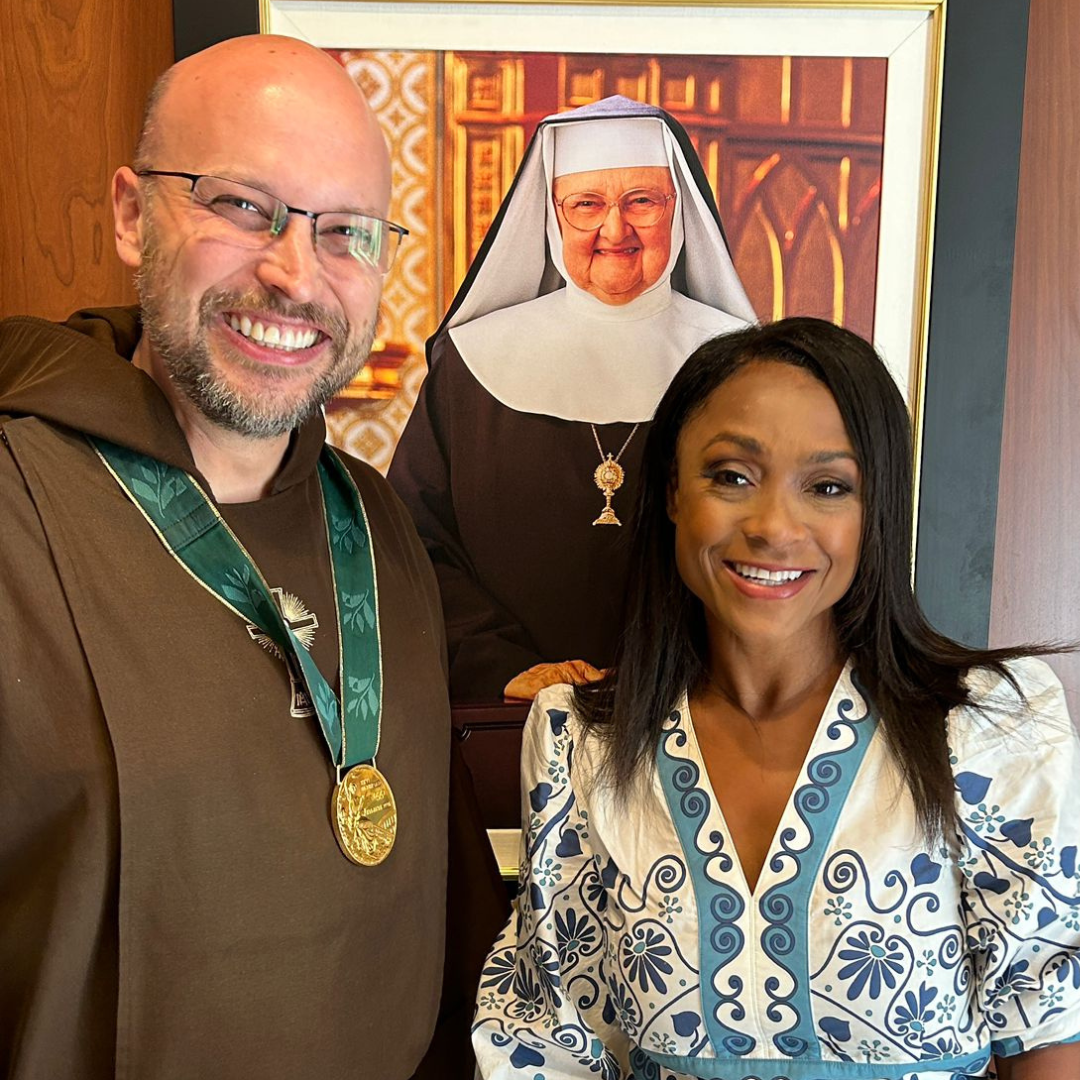 ChurchPOP, Dominique Dawes, EWTN, ChurchPOP Magyarország, olimpiai aranyérem, tornász, Angelica anya 