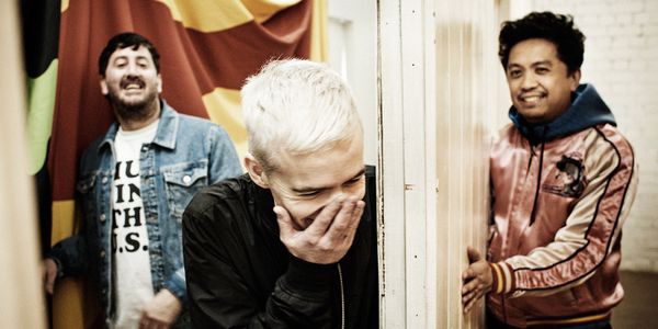 Listening to Since I Left You by The Avalanches