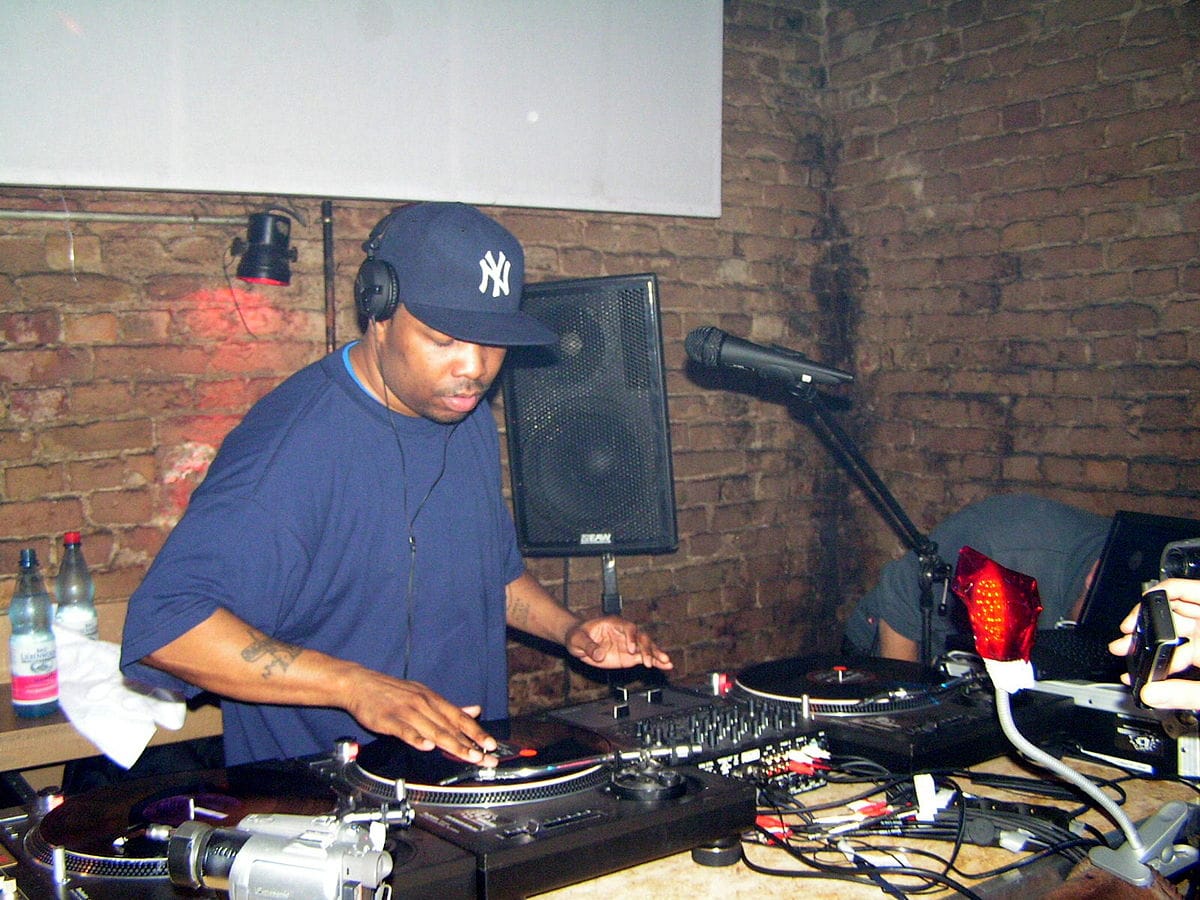 DJ Scratch