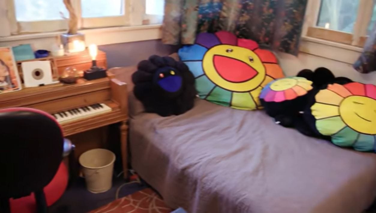 Bedroom-студия Билли Айлиш и Финнеаса