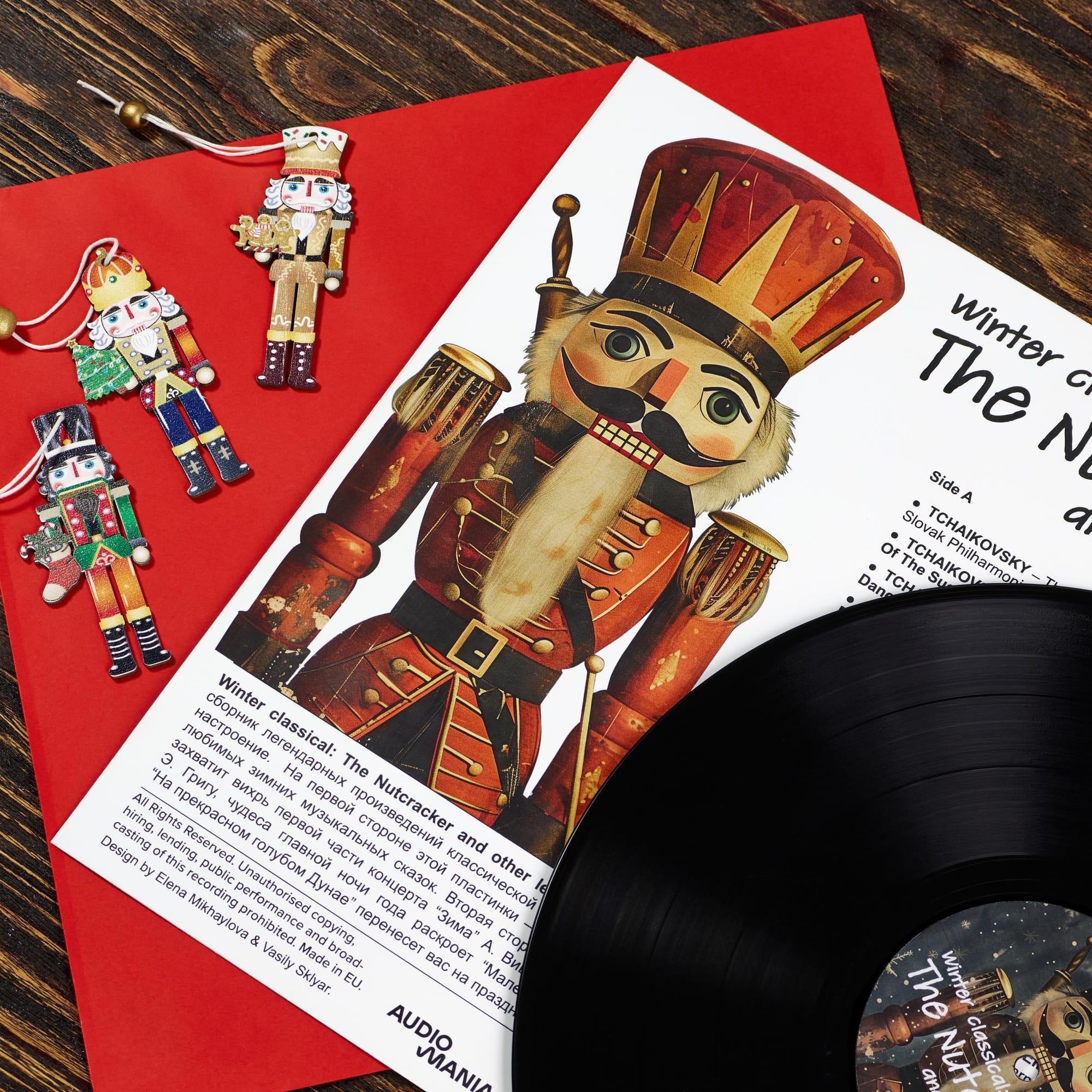 Виниловая пластинка рождественских мелодий «The Nutcracker»