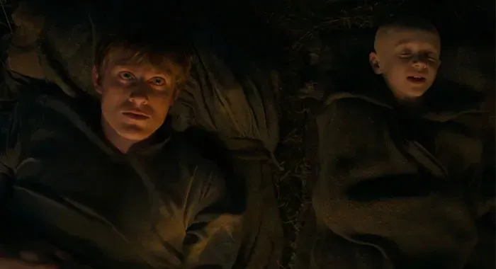 Кадр из сериала «Рыцарь семи королевств»