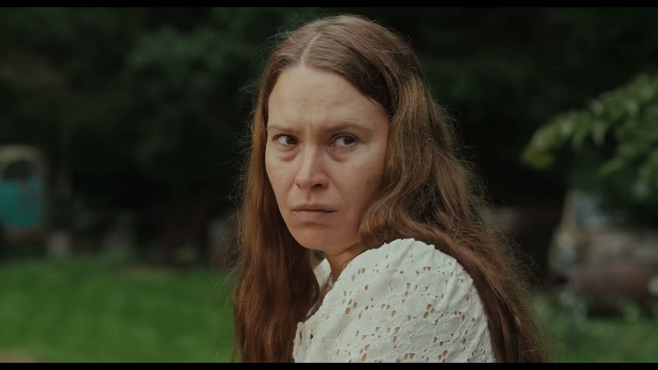 Сейди Хаарла в фильме «Рождённая в ночи»