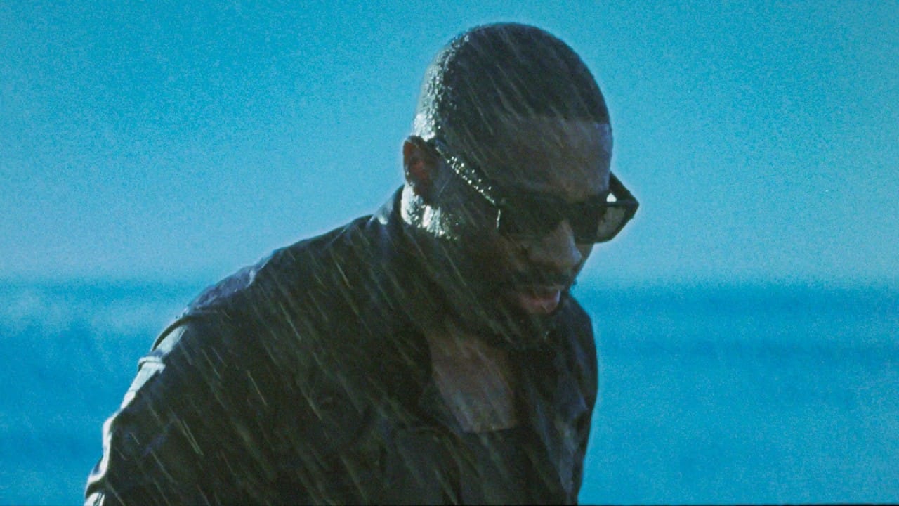 Кадр из клипа «wrong faces»