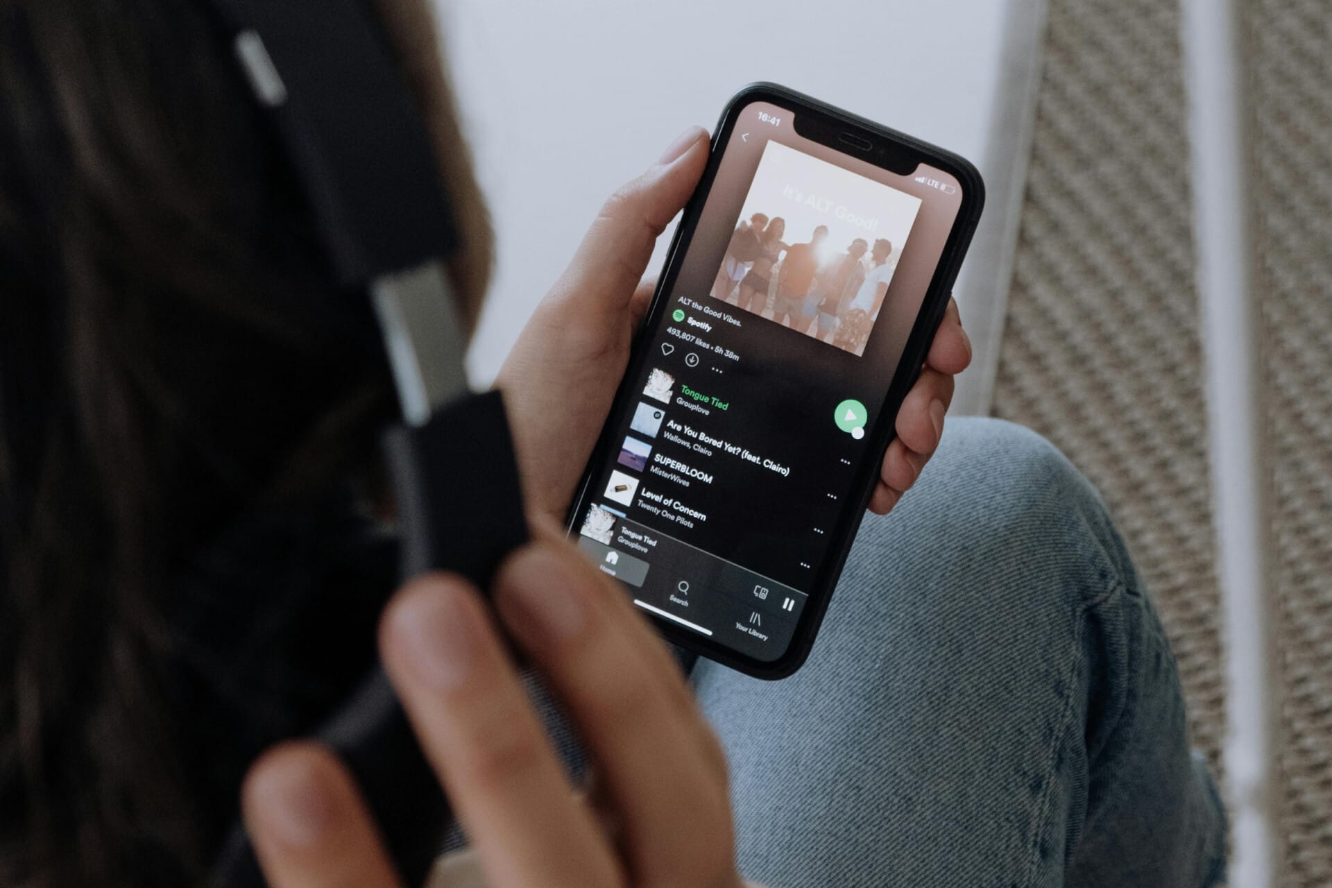 Прослушивание музыки на стриминге