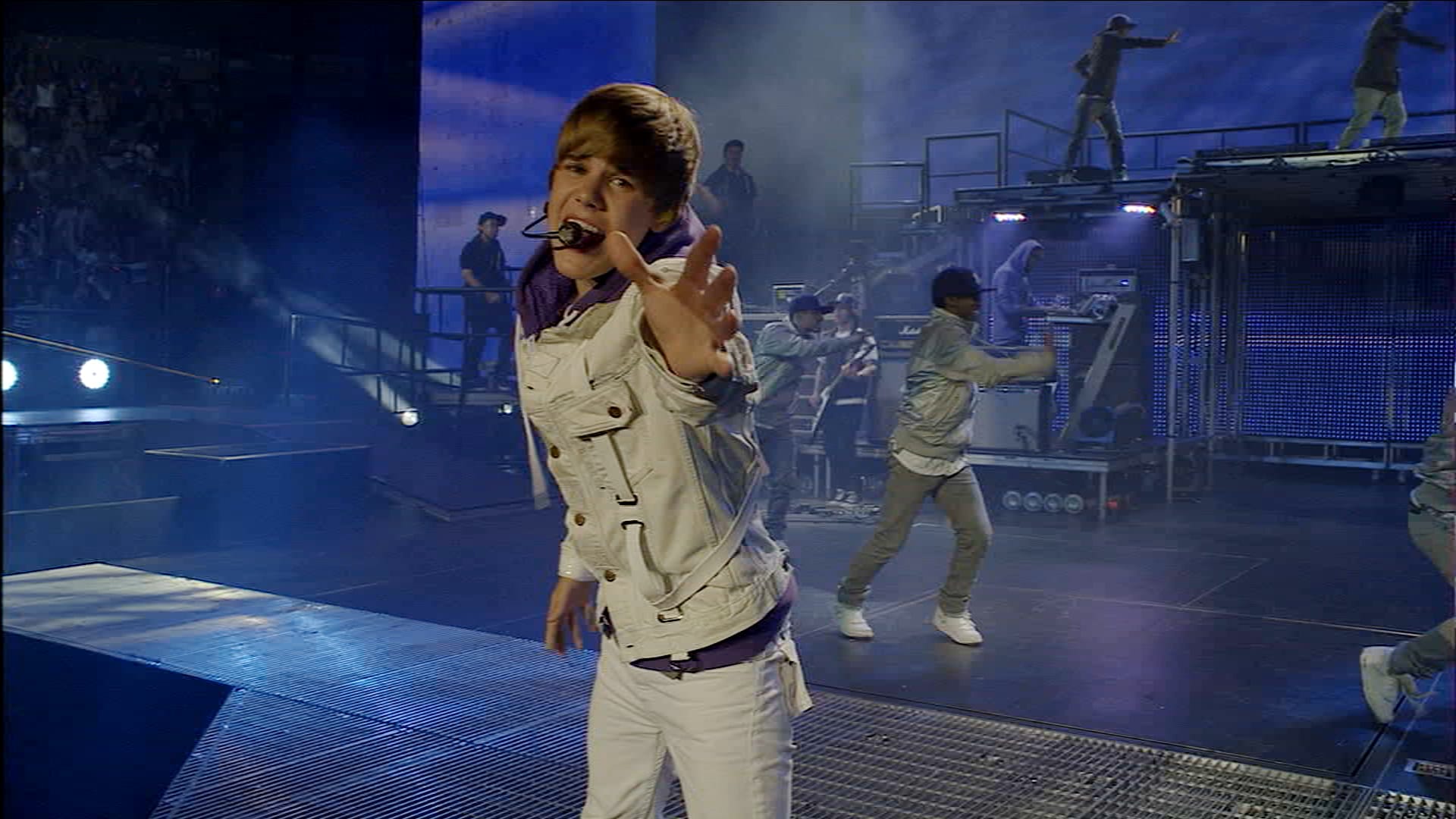 Кадр из фильма «Never Say Never»