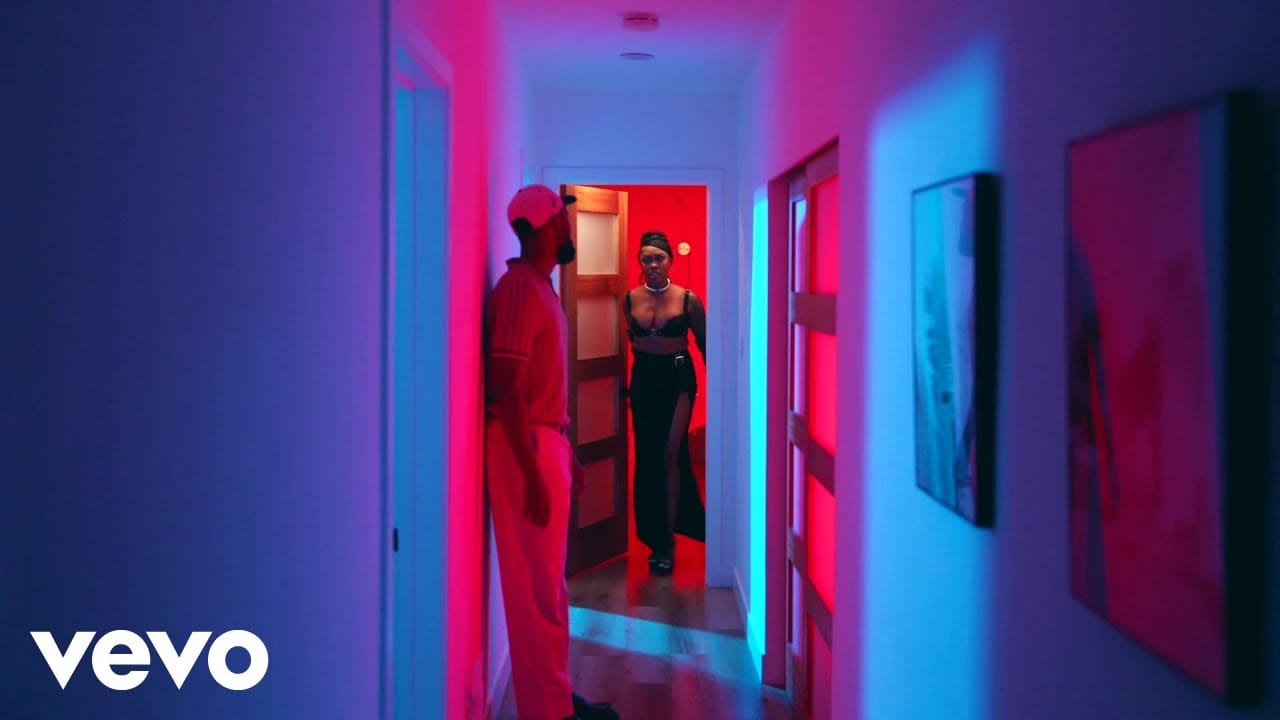 Кадр из клипа «Bedrock»