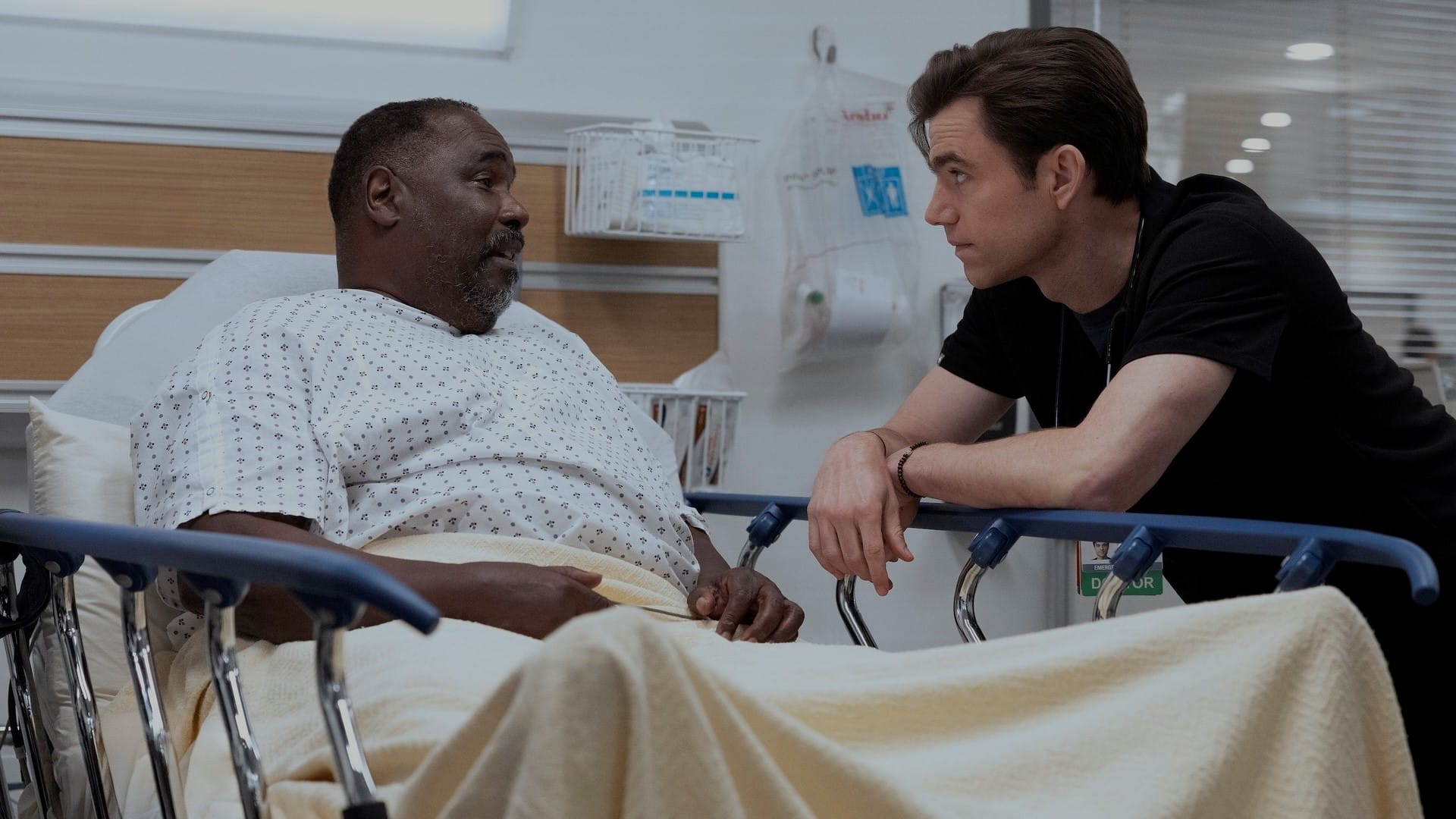 Кадр из сериала «Питт», 2 сезон