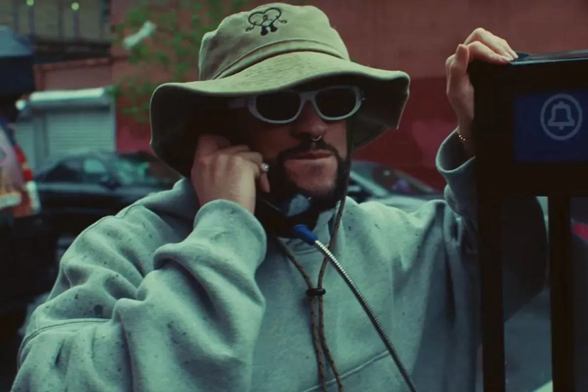 Bad Bunny в клипе «Tití Me Preguntó»