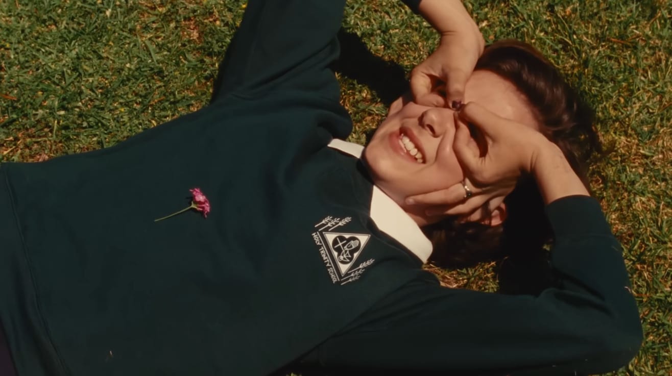 Кадр из клипа «I Dare You», The xx