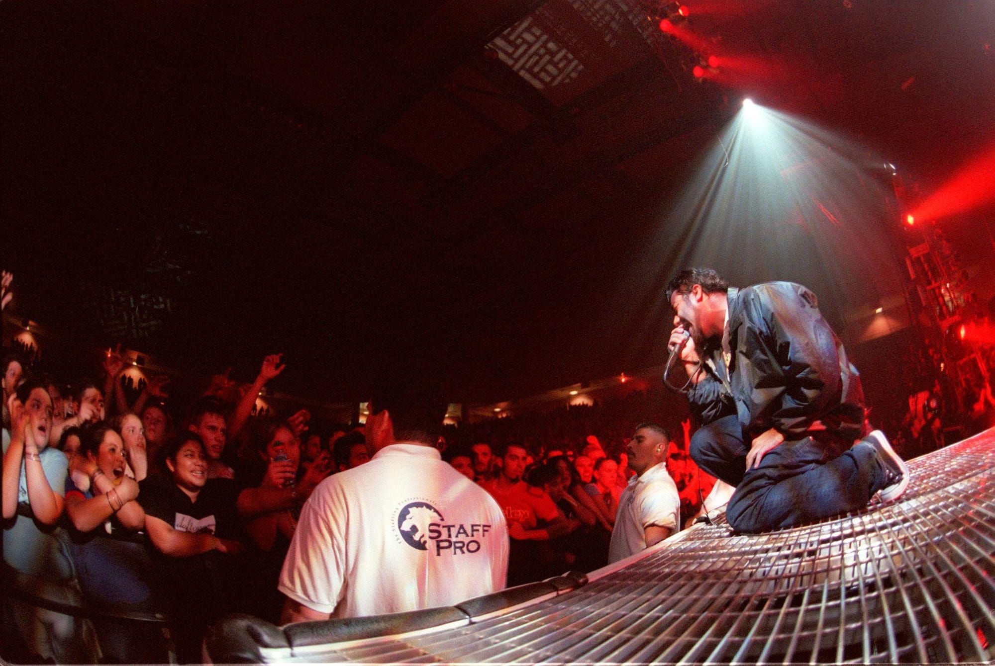 Концерт Deftones