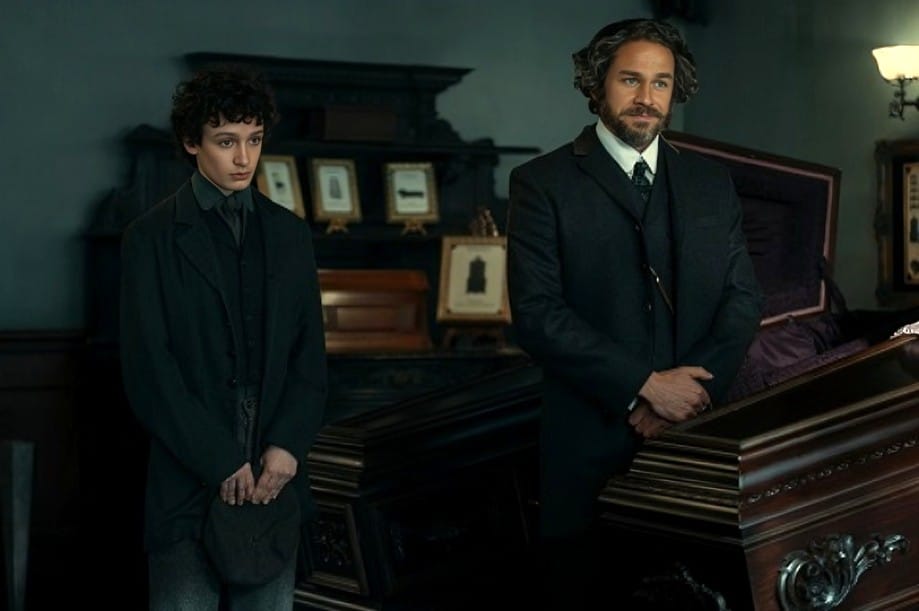 Кадр из сериала «Монстр»