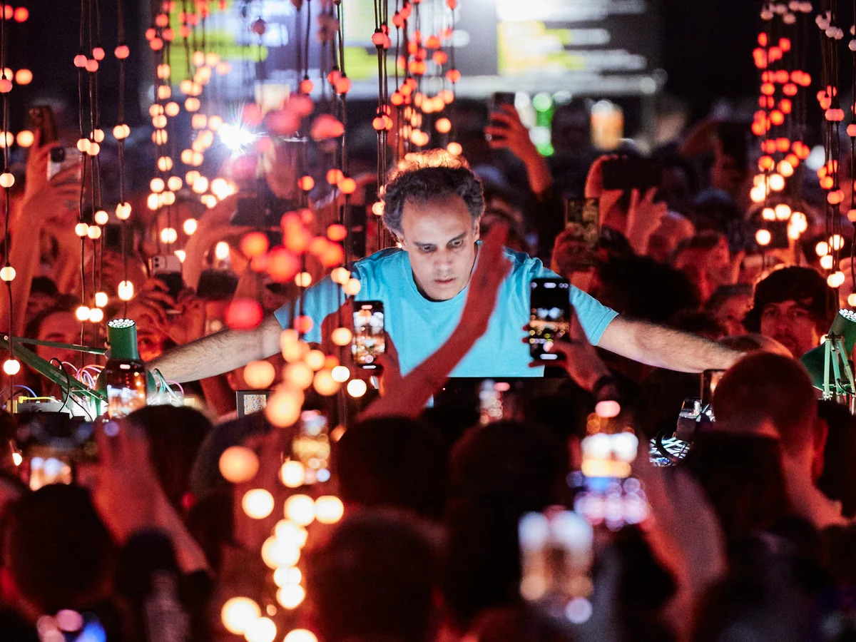 Four Tet